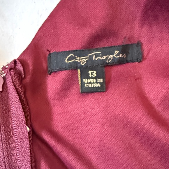 City Triangles Burgundy Sequin Fit-and-Flare prom Midi Dress - Picture 4 of 9